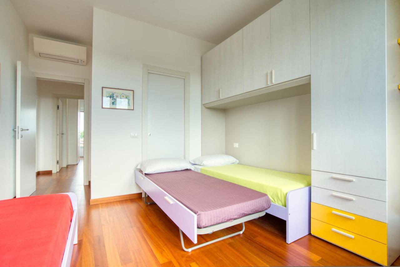 Caseospitali - Casa Park View, Ampio Trilocale Per Famiglie Sul Parco Милан Экстерьер фото